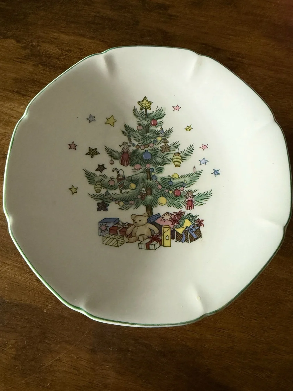 Nikko Japan Christmastime “Happy Holidays” mini pedestal dish